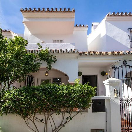 A Cozy And Elegant Townhouse Across The Beach Torre de Benagalbon Exteriér fotografie