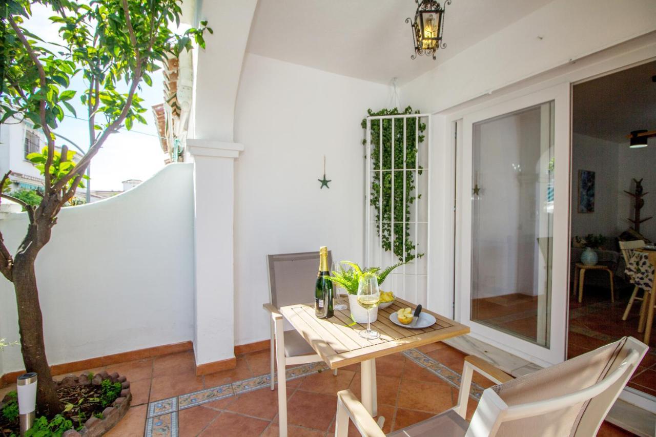 A Cozy And Elegant Townhouse Across The Beach Torre de Benagalbon Exteriér fotografie